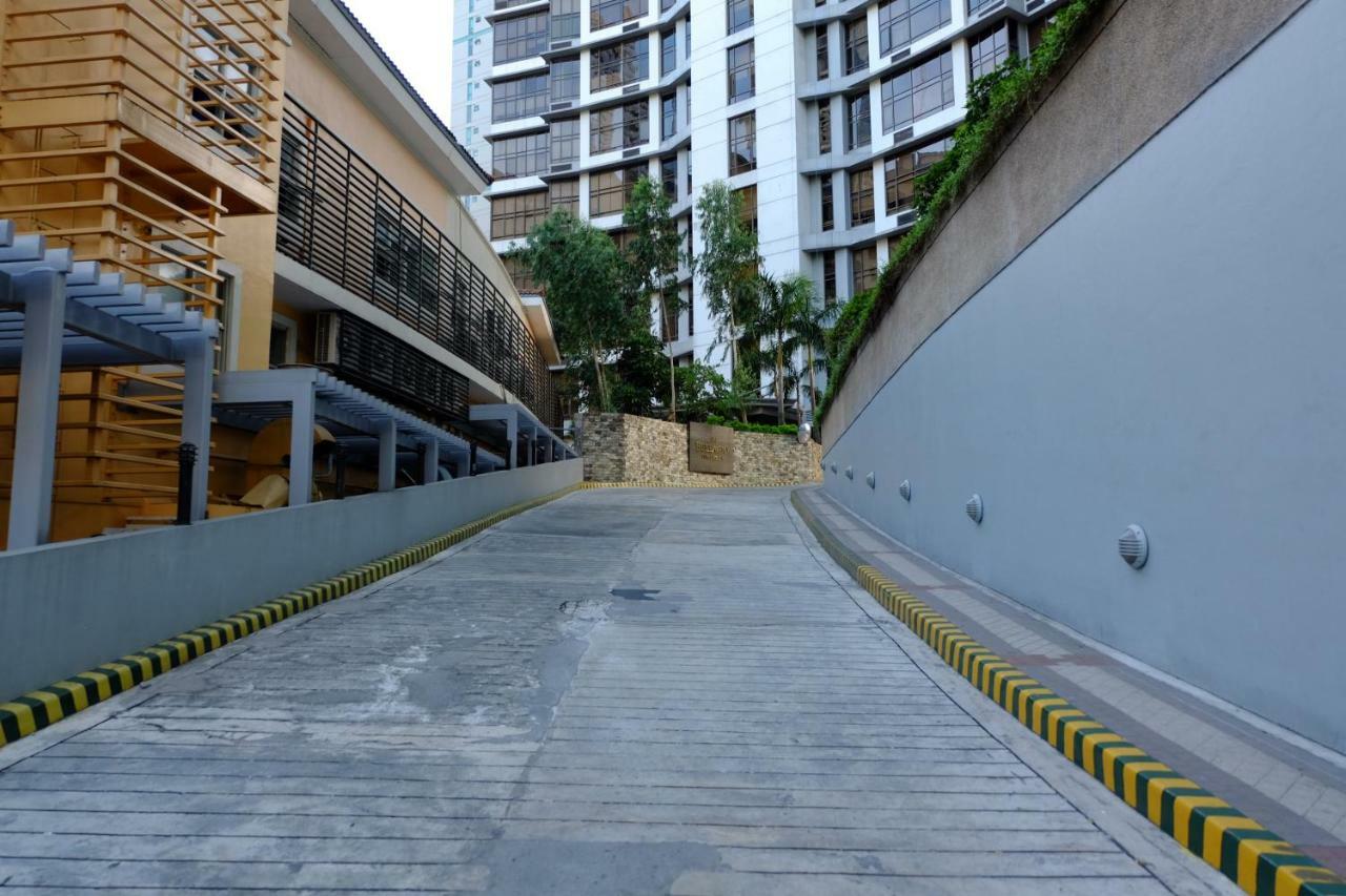 Bellagio Towers By Stays Ph Makati City Exterior photo
